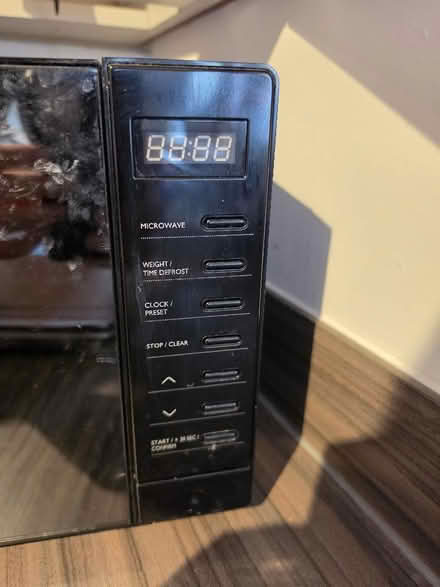 Photo of free Old microwave, working but dirty (Ebley GL10) #3