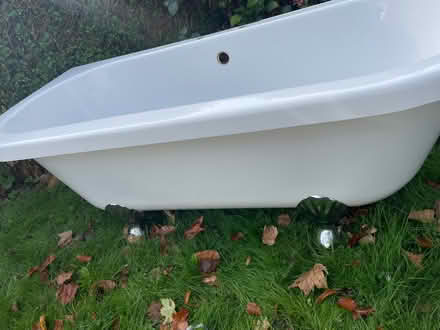 Photo of free Bathtub with chrome feet size: 66” x 29.5 “ (Cowley Hill WA10) #3