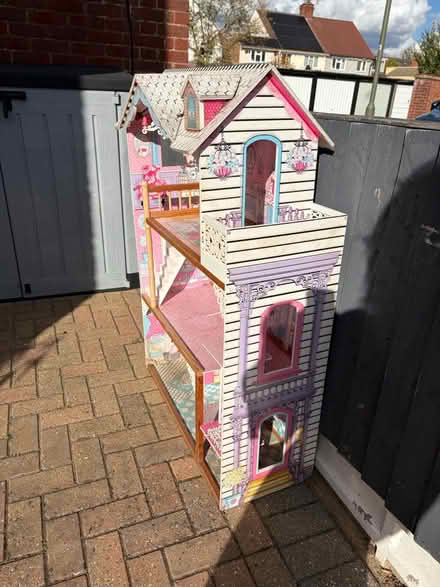 Photo of free KidKraft Annabelle Wooden DollHouse (Addlestone KT15) #4