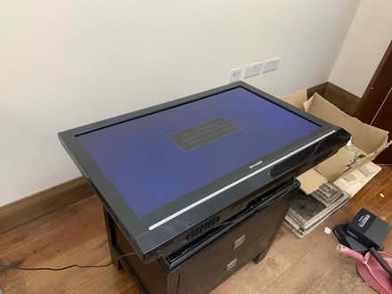 Photo of free Sharp 32 inch LCD TV + wall mount (West Finchley station N3) #2