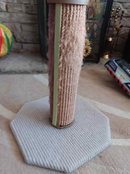 Photo of free Cat scratch post (Sands, High Wycombe, HP12) #1