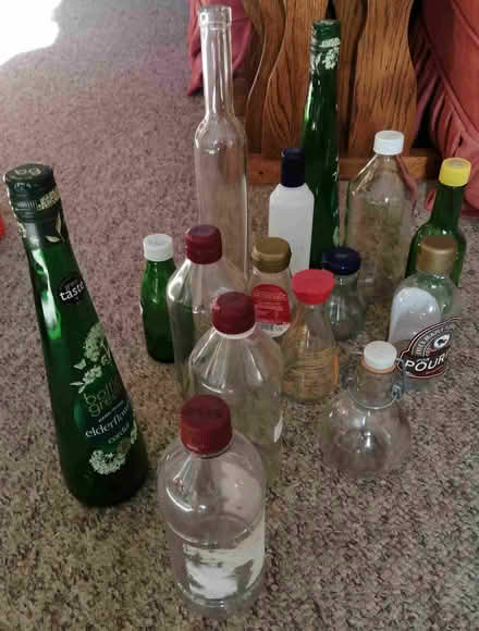Photo of free 10-12 clean bottles with lids (Eastfield PE1) #1