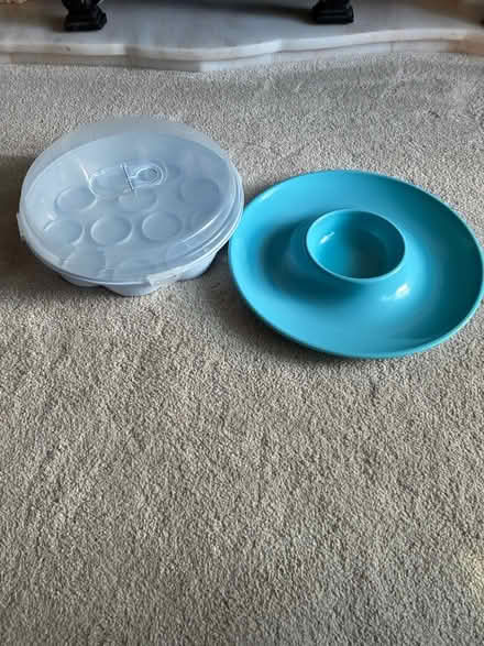Photo of free Cake/muffin case and a blue thing? (Penland Wood TN40) #1