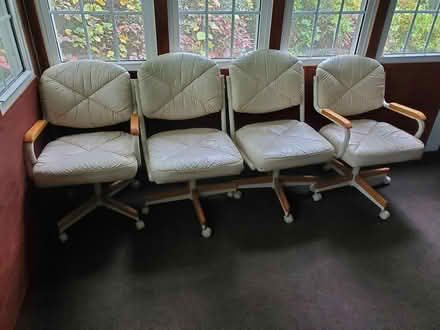 Photo of free Kitchen Chairs (Hyde Park (central -east)) #1