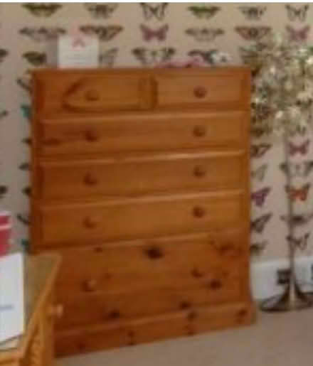 Photo of free Pine Bedroom set (City centre neepsend S3) #2