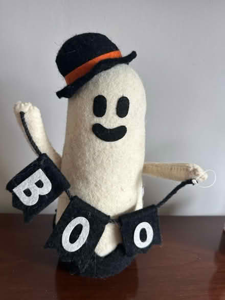 Photo of free Halloween ghost (Burlington) #1