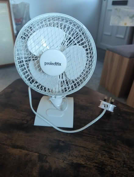 Photo of free Small desk fan (Northfield B31) #2