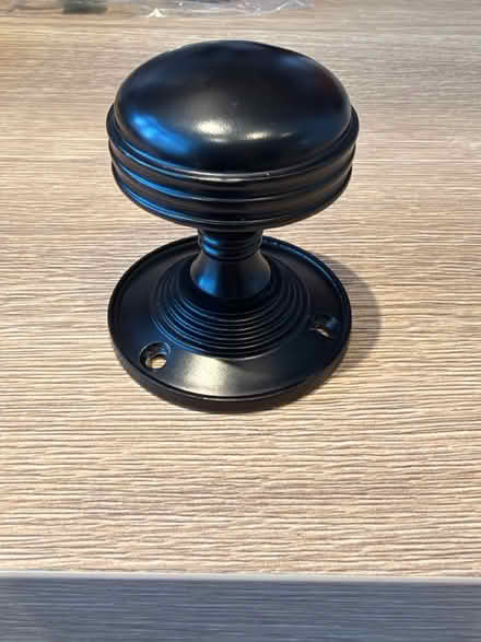 Photo of free Round door knob (Grove Park, Chiswick, W4) #2