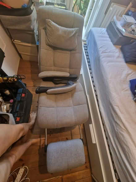 Photo of free Reclinable office chair with arms (earls court W8) #2
