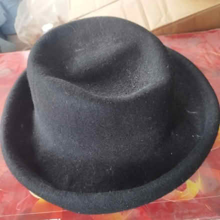Photo of free Large ladies hats (Morden SM4) #3