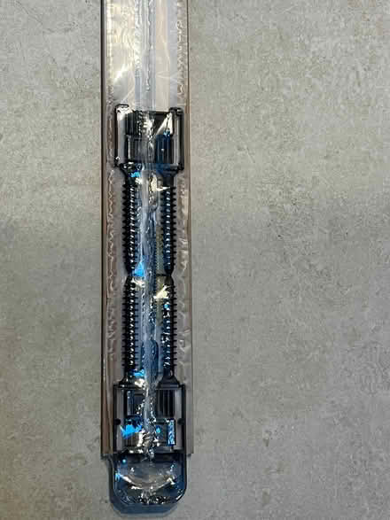 Photo of free B&Q Aluminium threshold bar (New Hinksey OX1) #3