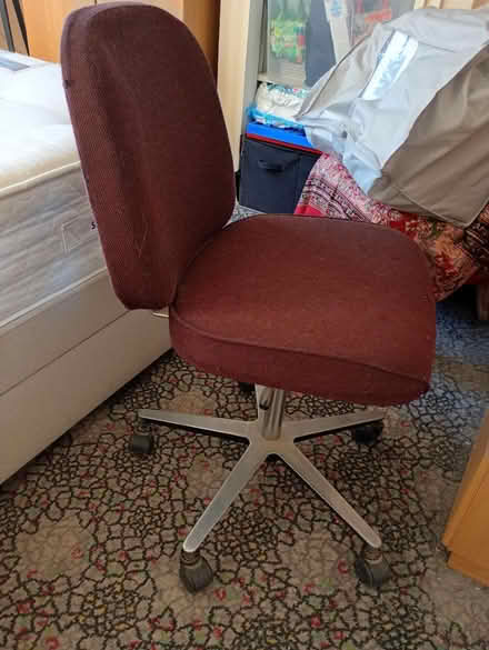 Photo of free Office chair (Three Bridges RH10) #1