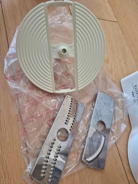 Photo of free Small food processor (Friern Barnet N11) #2