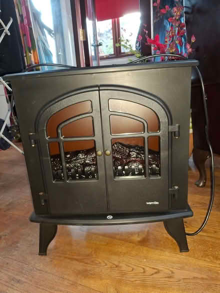 Photo of free Wl46015 warmlite electric fire (Outwell PE14) #3