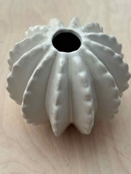 Photo of free White glossy bud vase ornament (Peckham SE15) #2