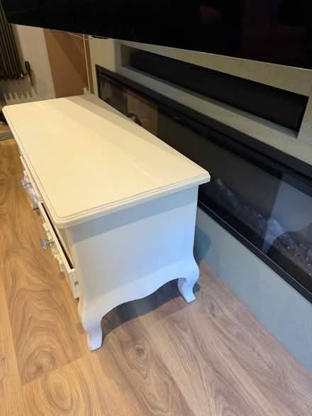 Photo of free White tv unit / cabinet (Caterham on the Hill CR3) #4