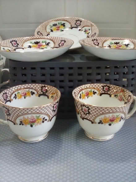 Photo of free Posh cat dishes / candle holders (Shipley BD18) #2