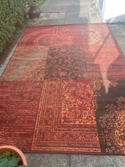 Photo of free Burgundy and gold carpet (Kirkcaldy KY2) #1
