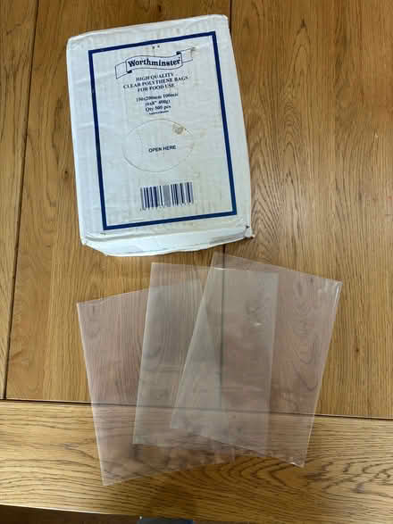 Photo of free C. 450 15 x 20cm bags (Warfield RG42) #1