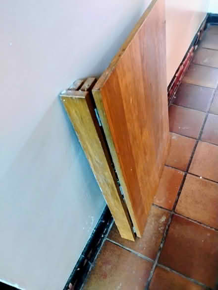 Photo of free Fold down table (Anerley SE20) #2