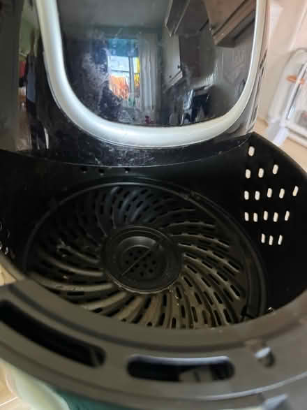 Photo of free Airfryer (Eastbourne BN22) #4