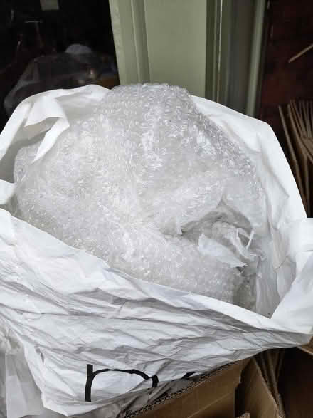 Photo of free Moving boxes, paper for wrapping and bubble wrap (Rodwell DT4) #3