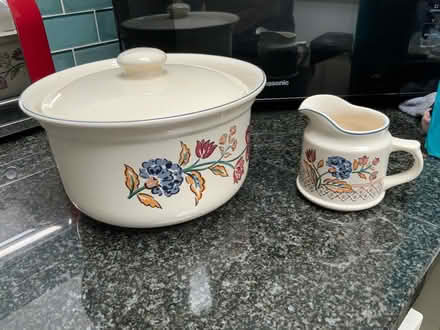 Photo of free Dinner plates, casserole dish, milk jug and bowl (Huby LS17) #3
