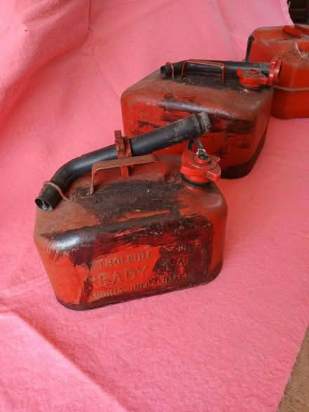 Photo of free Retro Metal Petrol Cans (Sunniside NE16) #1