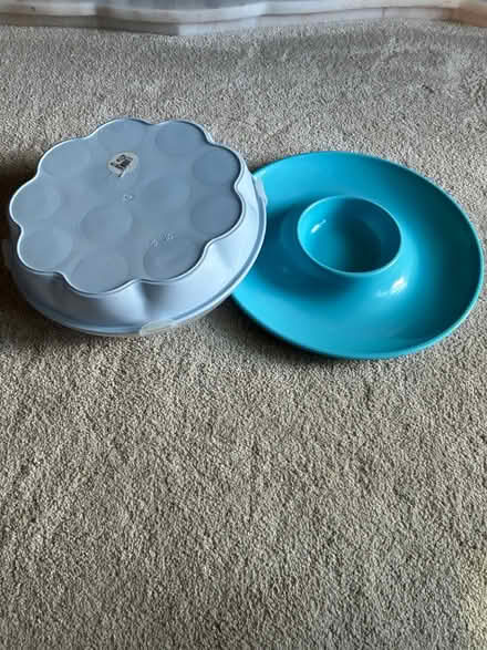 Photo of free Cake/muffin case and a blue thing? (Penland Wood TN40) #3