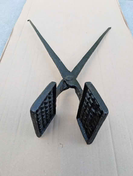 Photo of free Vintage Scandinavian Waffle Iron (Ash Vale) #2