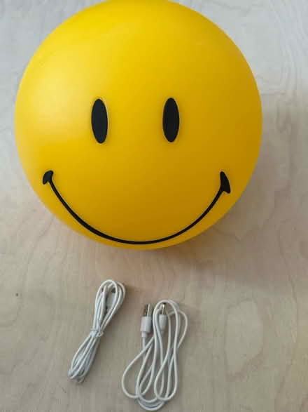 Photo of free 2nd of 2 USB charge Smile lamp (Peckham SE15) #2
