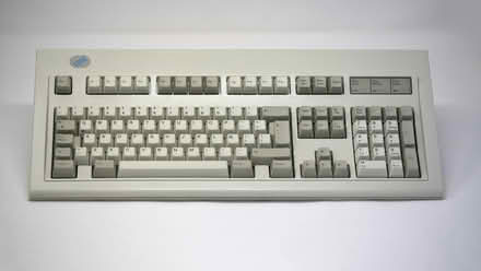 Photo of Mechanical sounding keyboards (Woodley RG5) #1