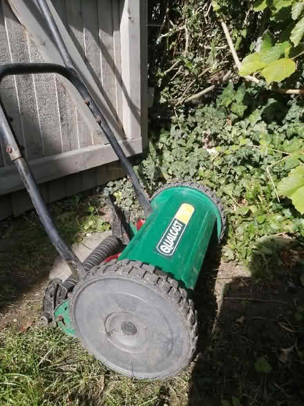 Photo of free Manual lawnmower (Temple Cowley OX4) #1