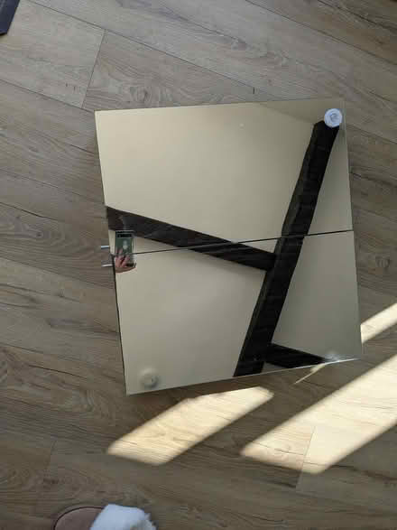 Photo of free Mirrored bathroom cabinet (Bd220qn) #1
