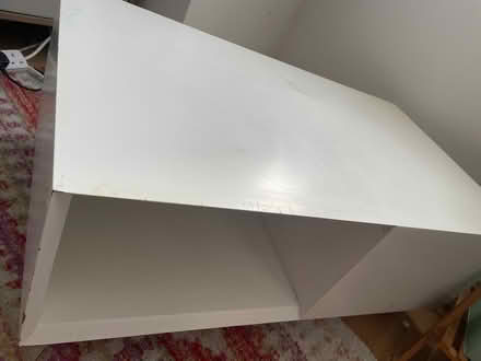 Photo of free White coffee table (SE264EU) #3