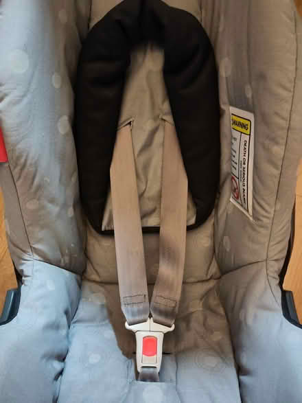 Photo of free Britax baby car seat (Stevenage, Old Town SG1) #2