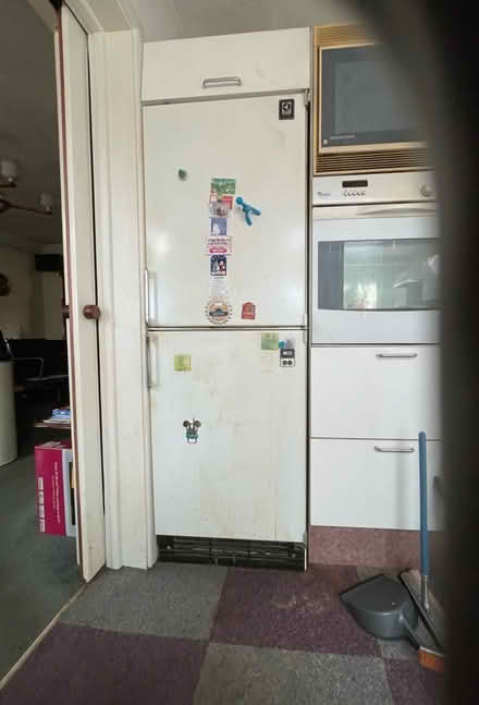 Photo of free Fridge feezer (Ashingdon SS4) #1