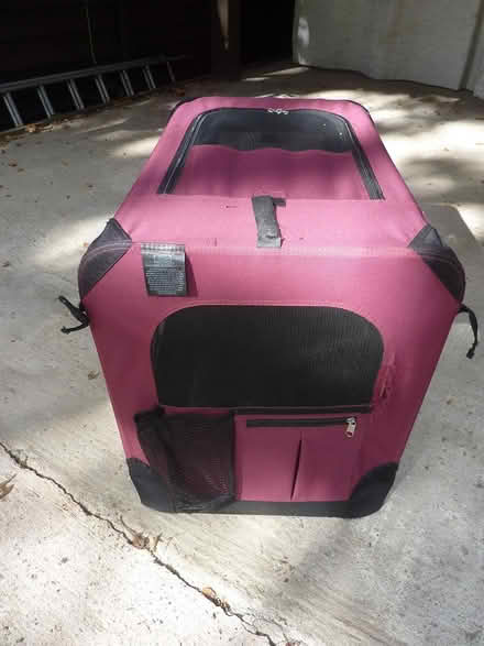 Photo of free Dog crate / pen needs repair (Hanley Castle WR8) #3