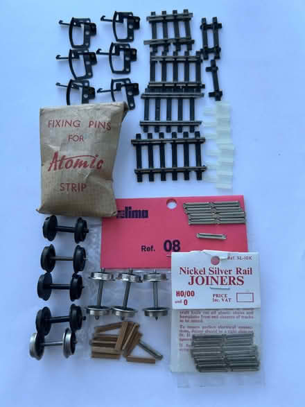 Photo of free model railway spares (Inverkeithing KY11) #1