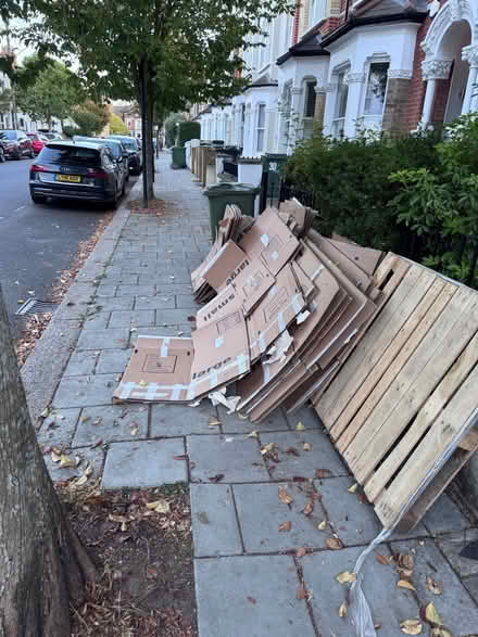 Photo of free Moving card boxes and a wood pallet (Clapham Park SW4) #1