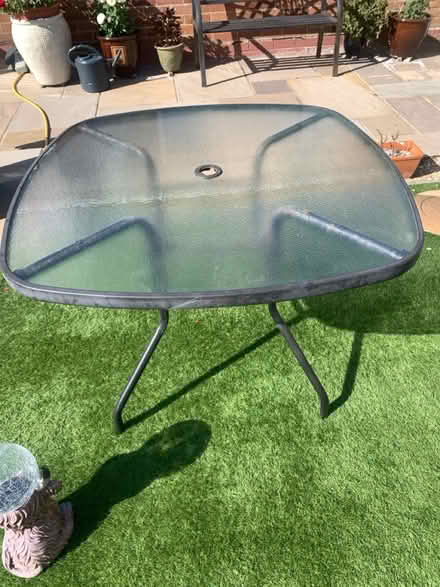 Photo of free Garden table glass top (Stubbington PO14) #1