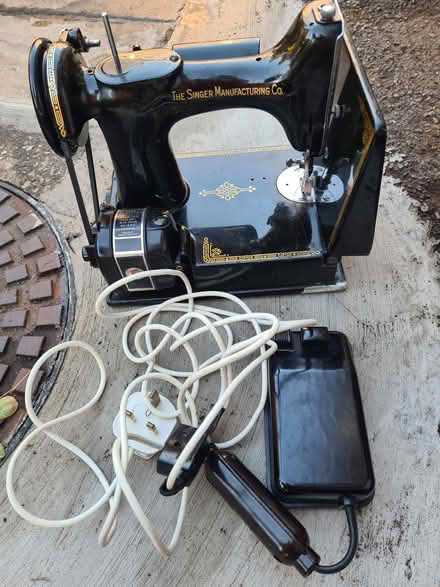 Photo of free Sewing machine (Bishop's Stortford CM23) #1