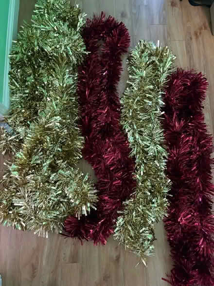 Photo of free Tinsel (Whitegrove RG42) #1