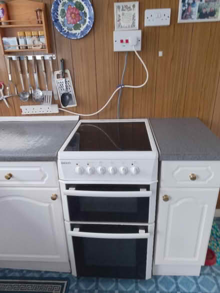 Photo of free Electric cooker (Whoberley CV5) #1