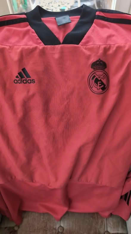 Photo of free Goalie top Real Madrid (Kenilworth CV8) #1