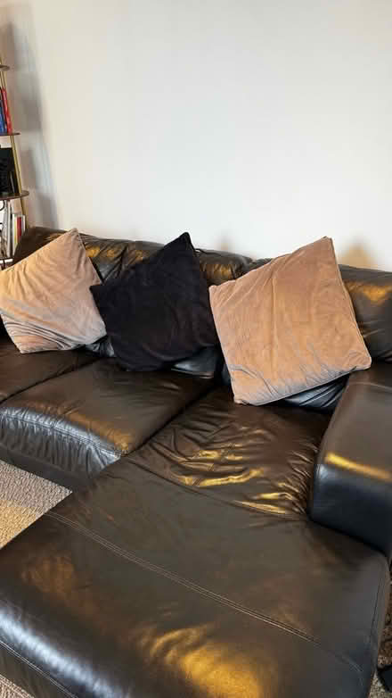 Photo of free 3 seater leather sofa (Lewisham SE13) #3