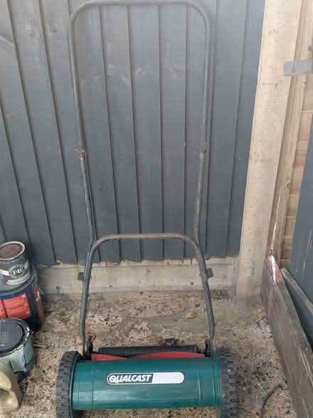 Photo of free Qualcast lawn mower (Teddington TW11) #1