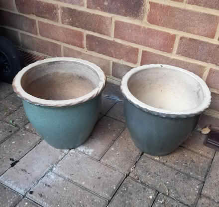 Photo of free Two ceramic garden pots (Shirley CR0) #1