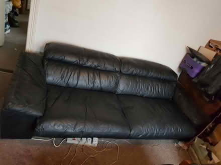 Photo of free Sofa & 2 armchairs (Berkhamsted HP4) #4