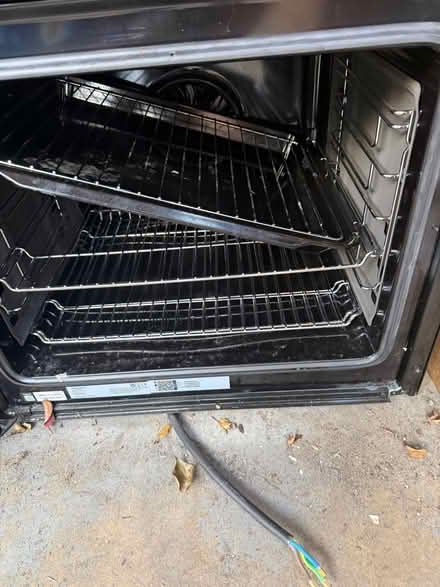 Photo of free Hotpoint double oven electric cooker (Redcar and Cleveland TS10) #4